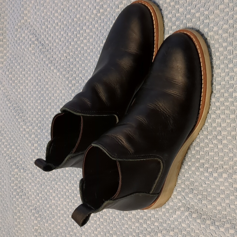 Red Wing Womens Short Chelsea Boot Black